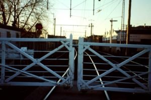 Bahnübergang, Gatter weiss